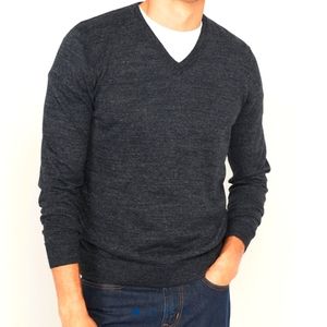 MENS V NECK SWEATER
